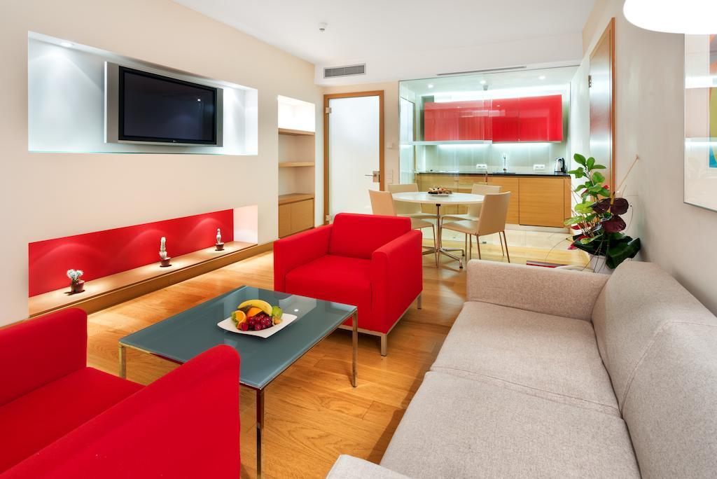 Vienna House By Wyndham Andel'S Prague Hotel Exterior photo
