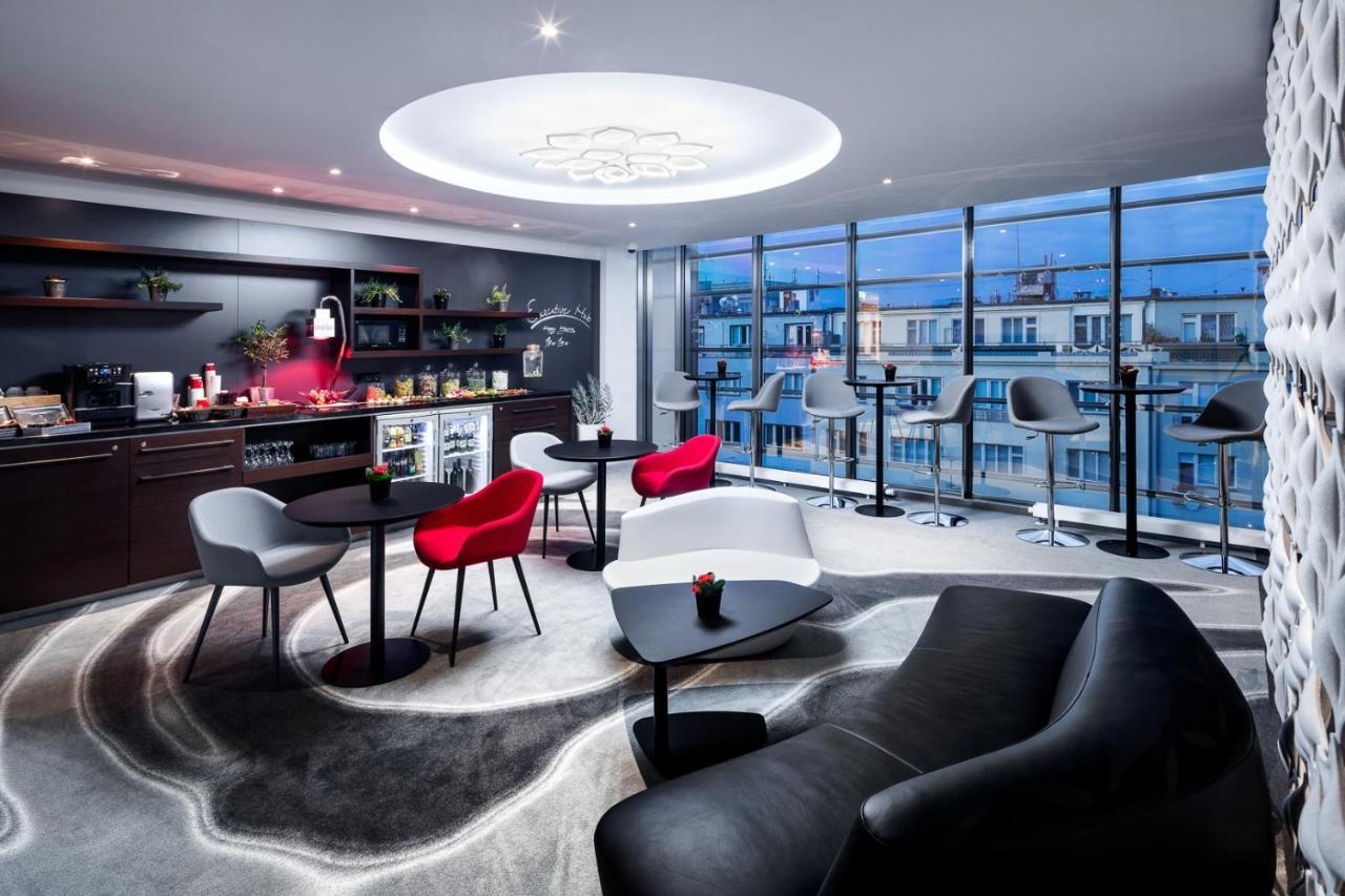 Vienna House By Wyndham Andel'S Prague Hotel Exterior photo